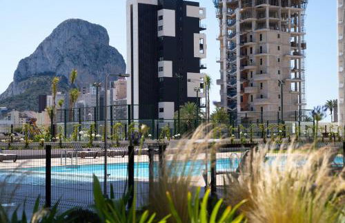 Apartamento de 3 dormitorios, piscina y parking - Photo 36