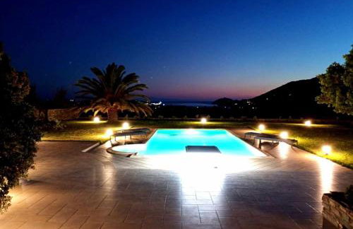 Villa Andros, Beauty and Luxury - Private Pool - Foto 11