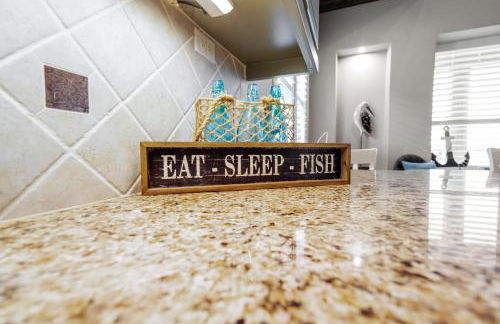 Luxury Waterfront Home Family and Pet Friendly Near Surfside Beach 11 Mins - Foto 21