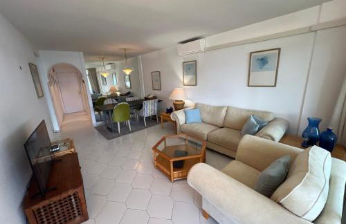 MIRAFLORES BEACH&TENNIS AMAZING VIEW BY THE SEA - Photo 10