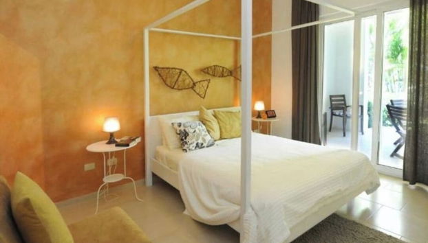 2 Bedroom 3 bath Beachfront Condo - Foto 2, Habitación