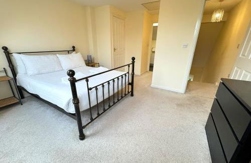 Family home close to Shrewsbury Town centre - Photo 31