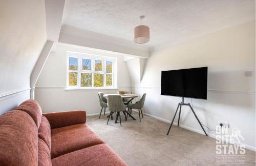 OnSiteStays - Peaceful Bexley 2 bed with dishwasher and Wifi - Foto 1