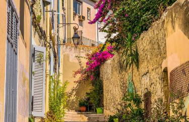 ADIRA Résid'Marseille Vieux-port 2 étoiles - Foto 9