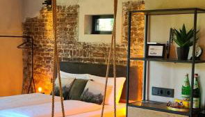 1Step2AllNature Tinyhouse - Photo 3