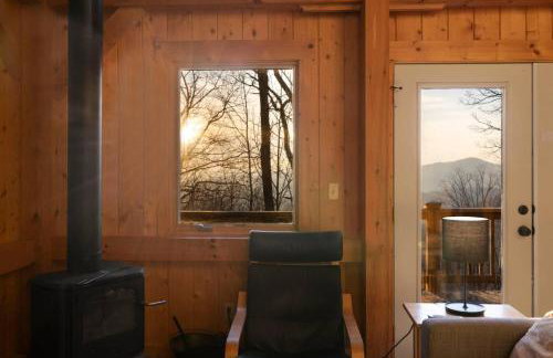 Longview - Mountain Retreat, Sunset Views, and 20 Minutes to Asheville! - Foto 13