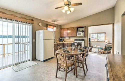 Dock and Fire Pit Shamineau Lake Retreat! - Foto 14