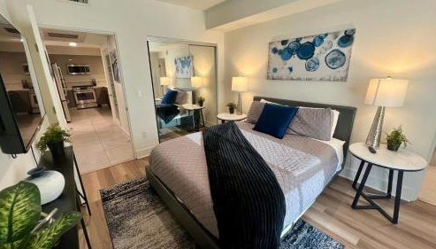 Century City Cozy 3 Bedroom Apartment with Parking 302,303 - Foto 4