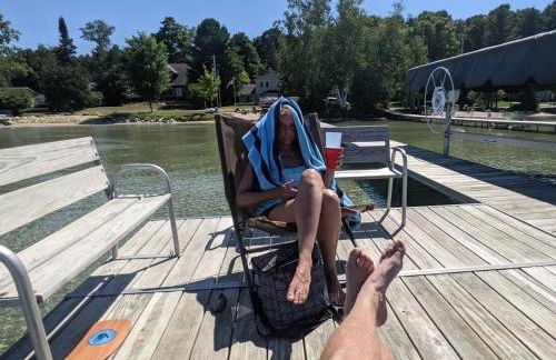 Crystal Lake Paradise - Gorgeous Lakefront Luxury! - Photo 4