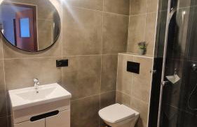 Apartament w centrum Piwnicznej - Foto 9