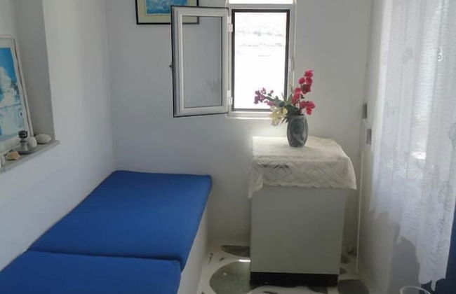 Captain Menegos Studios - Photo 6