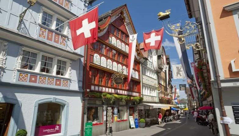 Appenzell & Hoher Kasten Day Trip - Photo 2, Stroll through the charming streets of Appenzell