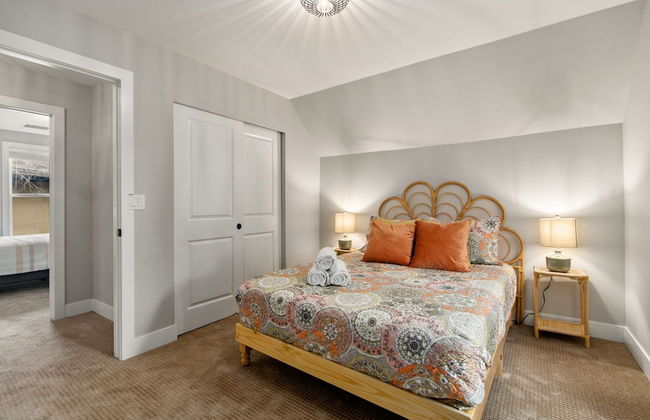 Spacious Downtown Apartment – Walk to Old Town Fc! - Foto 7