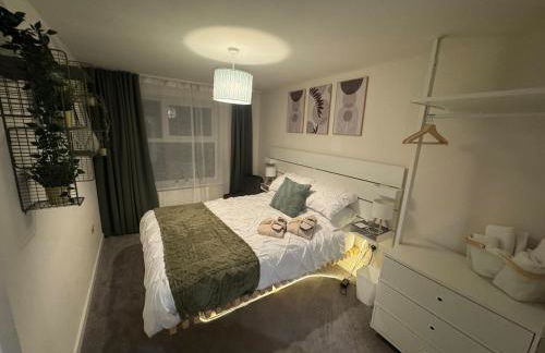 Lakeside Penthouse View - Photo 40