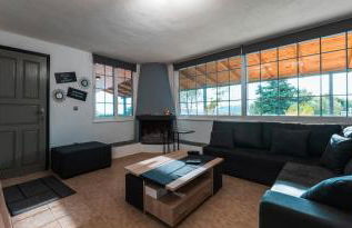 Cuervo Poolside Villa - Photo 2