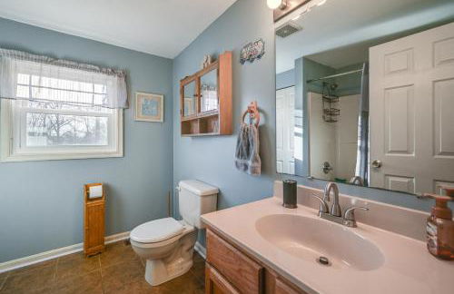 Large Family Home 5 Mi to Dtwn Hagerstown! - Photo 16