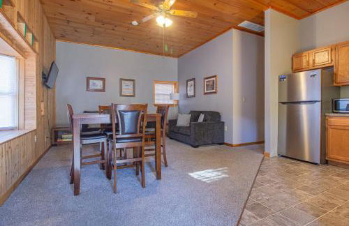 Stay In Ohiopyle - closest place to the GAP trail in Ohiopyle, PA, Hot Tub - Foto 8