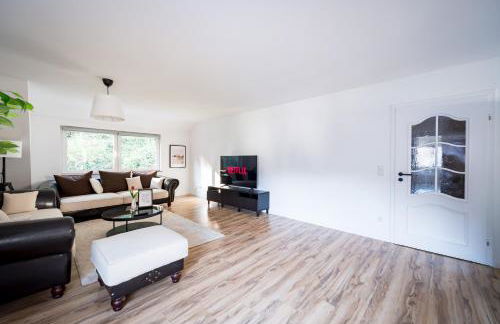 Stilvolle Apartments mit Kamin - Schlossblick und großer Terrasse 2-4 Zimmer 50-140qm - nahe A1 und Schloss Burg - Köln - Foto 17