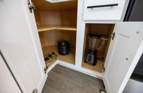 4 Min to Downtown - 10 Min to Elon - Washer and Dryer - Foto 39