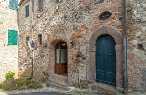 Holiday Home in Town Center with Pool, Garden, Hot Tub - Foto 80