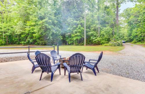 3 Mi to Dtwn! Forest City Haven with Furnished Patio - Foto 22