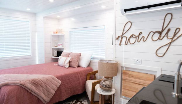 New Cowgirl Shipping Container Home - Foto 3, Zimmer