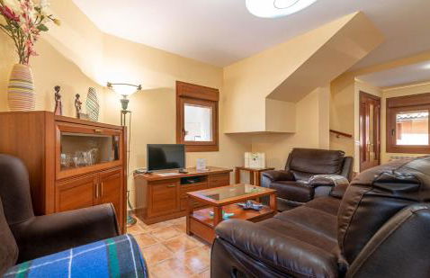 URIBE-ENEA Casa sola con amplio patio en Elciego con visita a bodega, siempre sujeta a disponibilidad - Foto 9