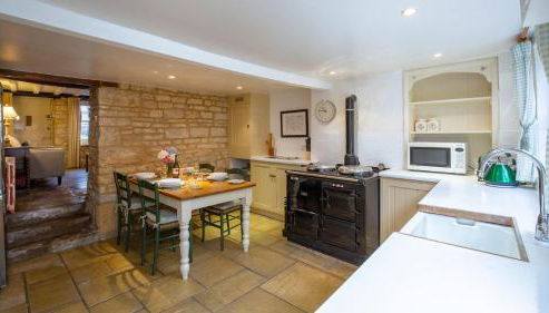 Mouse Manor - Photo 4, toaster