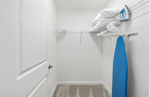 Very large 2 bedroom with King Bed - Foto 10