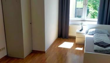 Leuna - Kurzzeitvermietungen direkt bei den Leunawerken, 2-3 Schlafzimmer - Foto 3