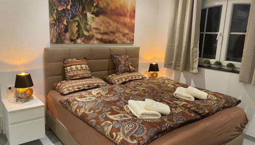 Saras Weinchalet - Foto 3