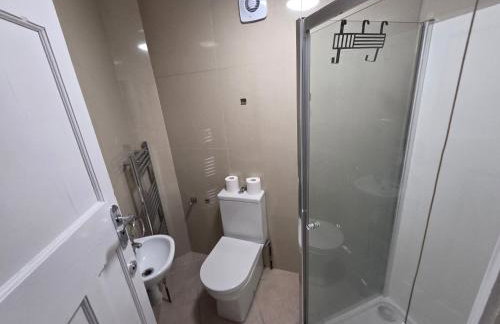 HARU RESIDENCE, Close to Tower Bridge, 6 bed House can sleep up to 16 peo - Foto 33