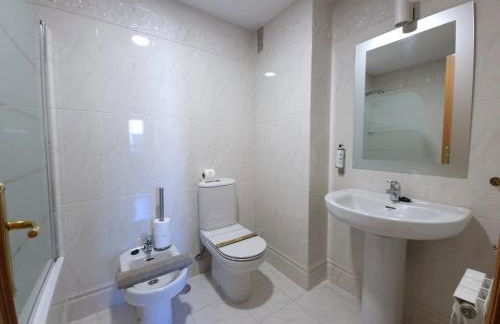 Apto con Garaje Admite Mascotas - Foto 7