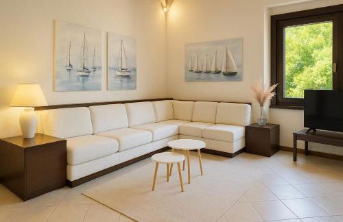 Villa by the Sea and Pool - Foto 3