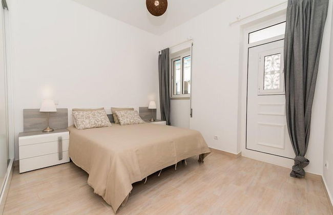 2bedroom House Cozy Typical Restored Single Storey 5 min From the Fuseta Beach - Photo 3