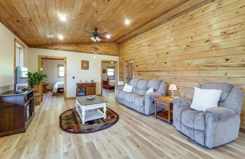 1 Mi to Watauga Lake! Modern & Rustic Mtn Hideaway - Photo 5