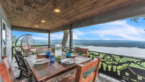 Pop & Granny's cabin with a fire pit hot tub & indoor pool - Foto 2