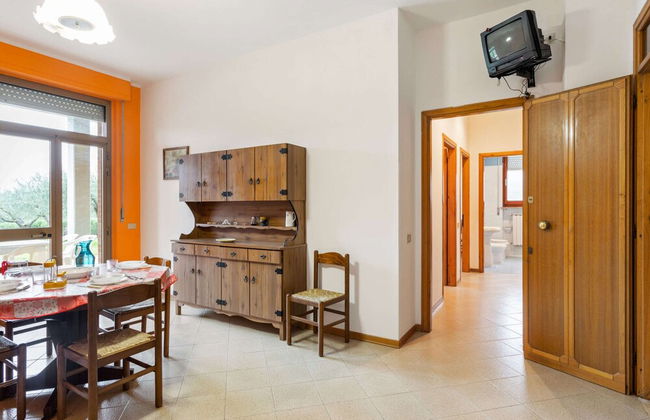 Apartment in Tuoro sul Trasimeno With Pool - Foto 8