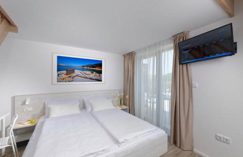 Zlatni Zalaz,Apartments,Supetarska Draga - Foto 39