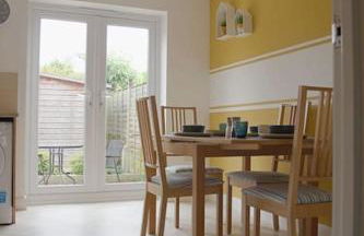 Modern Roomy 3 BR Home Pershore - Foto 5