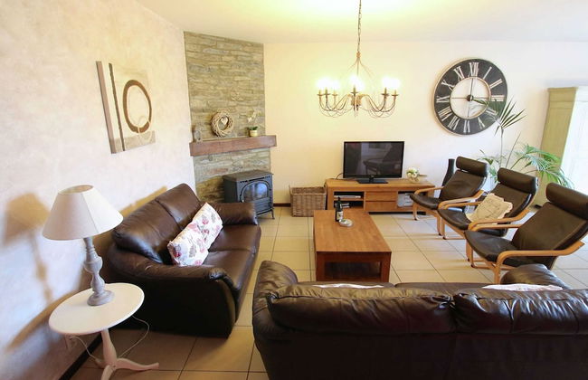 Stunning Cottage in Jehonville With Sauna - Photo 1