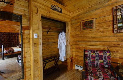 Moose-AKa's Cabins - Foto 6