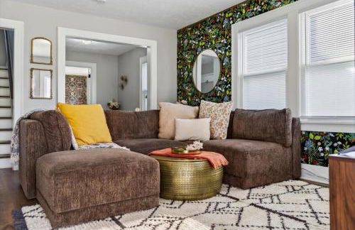 Cozy 4BD - Backyard Retreat - 3mins to Notre Dame - Foto 29