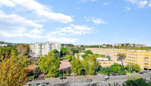 Peaceful Penthouse with Garage by NDP rent - Foto 4