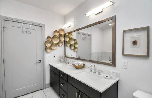 Haus of Blues-HighRise-NRG Stadium-Med Center- Private Parking - Foto 29