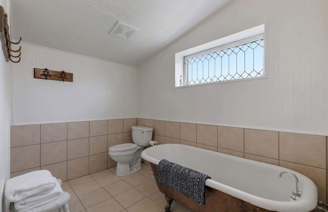 Gorgeous Barn Cabin 10min From Main St! - Foto 15