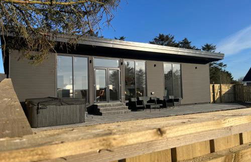 Thrumster Lodges - 3 Luxurious Self Catering Lodges on the NC500, 2 with Hot Tubs - Photo 26