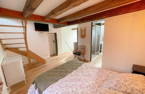 Cosy Gîte à Azay-le-Rideau avec Wifi, Clim, tout inclus, idéal pour 2 adultes et 2 enfants, proche châteaux - FR-1-381-567 - Foto 15