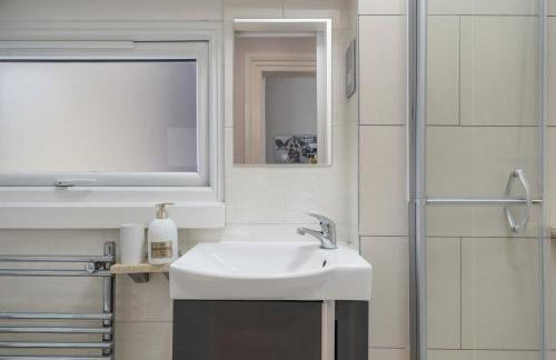 Modern Studio Apartment - Foto 9