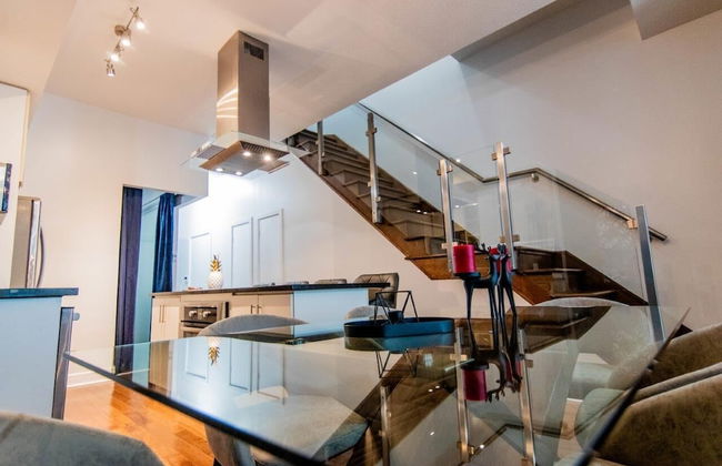 Designer Luxury 3 Bedroom Townhouse - Foto 25